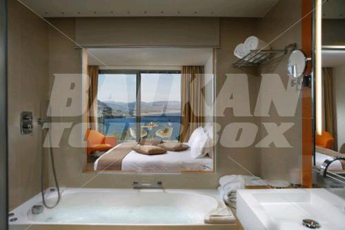 почивка в Lindos Blu Luxury Hotel and Suites