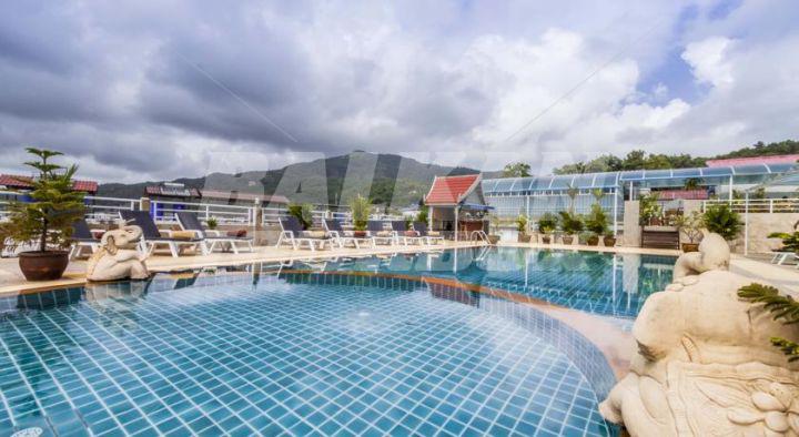 почивка в Sunshine Patong Resort
