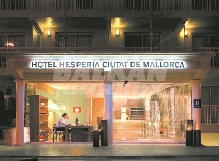 почивка в NH Hesperia Ciutat Mallorca