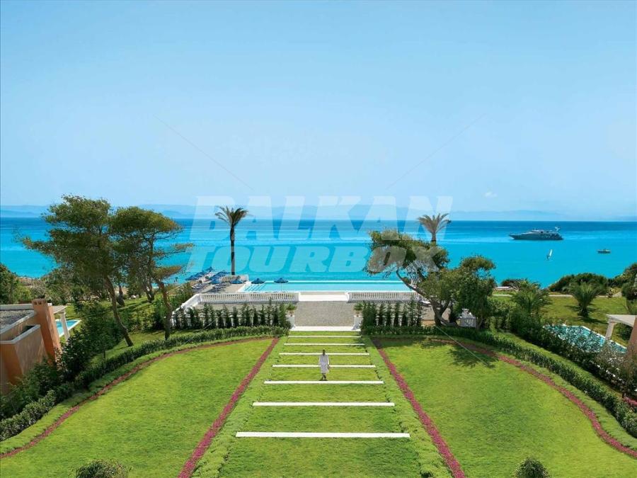 почивка в Grecotel Mandola Rosa Suites and Villas