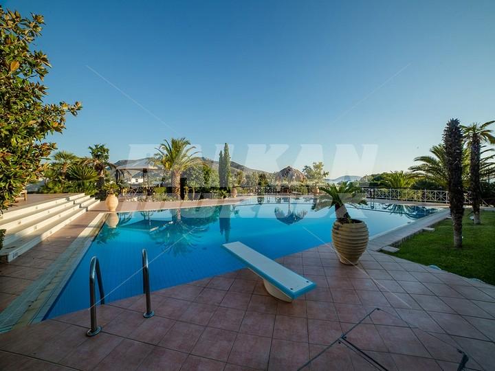 holiday in Lagonissi - villa 02, 4 bedrooms