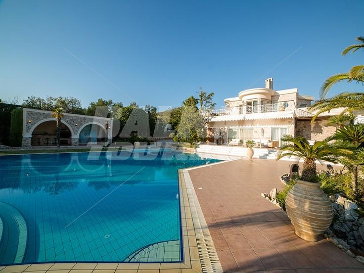 holiday in Lagonissi - villa 02, 4 bedrooms