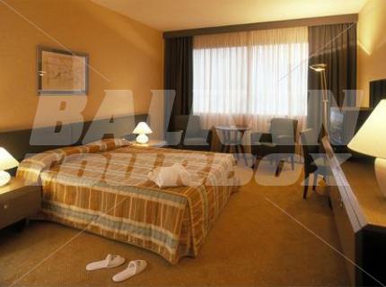 почивка в Ramada Plaza Antwerp