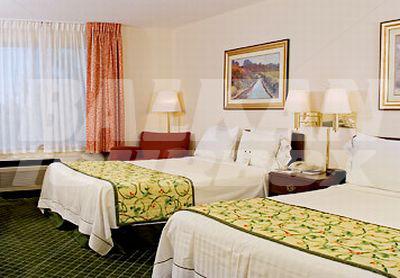 holiday in Fairfield Inn & Suites by Marriott Memphis I-240 & Perkins