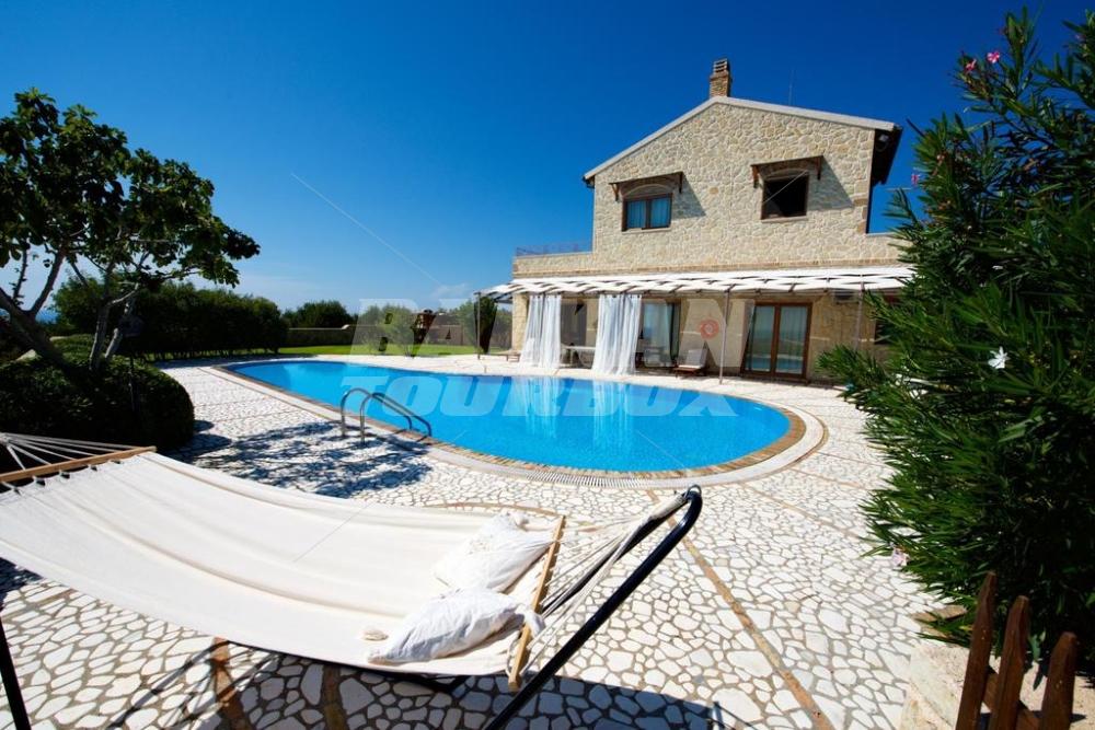 holiday in Chalikounas Villa