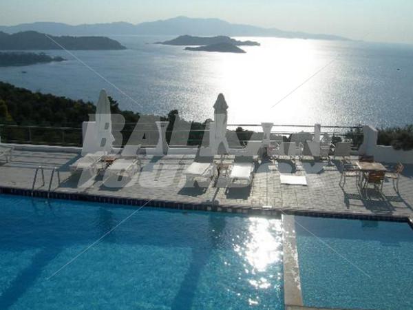 почивка в Skiathos Club Hotel and Suites