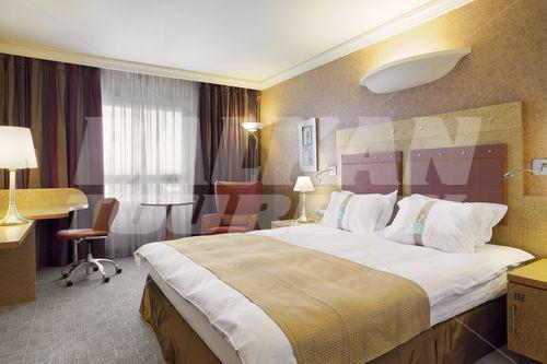 почивка в Holiday Inn Athens Airport