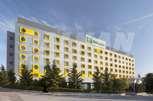 почивка в Holiday Inn Athens Airport