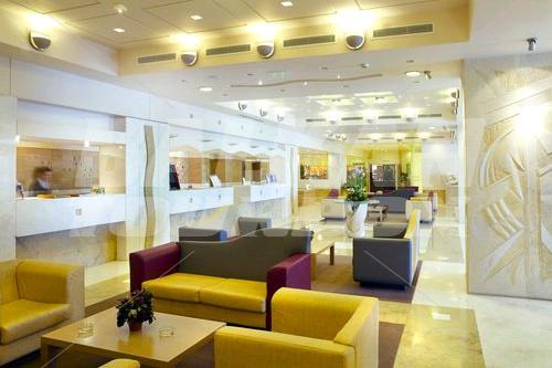 почивка в Holiday Inn Athens Airport