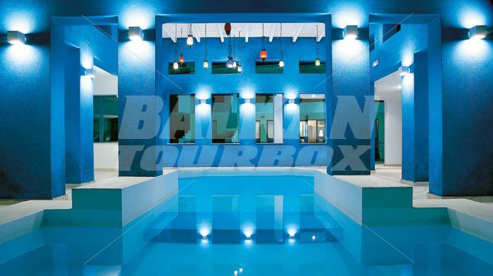 holiday in Grecotel Plaza Spa Apartments