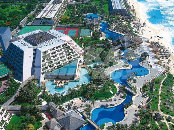 holiday in Grand Oasis Cancun