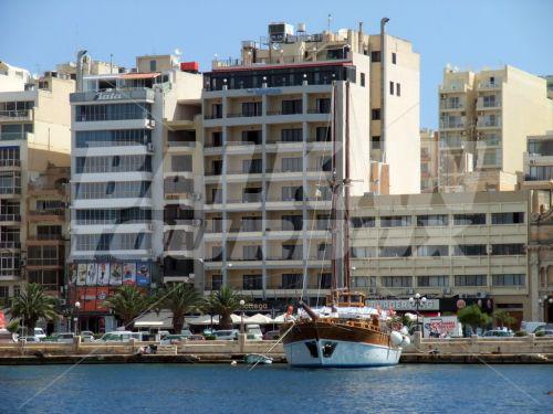 почивка в Sliema Marina