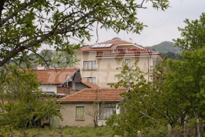 почивка в Семеен Хотел Панорама