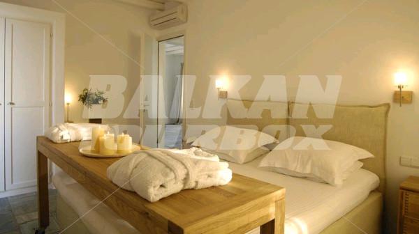 holiday in Kapetan Tasos Suites