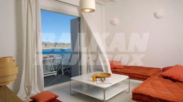 holiday in Kapetan Tasos Suites