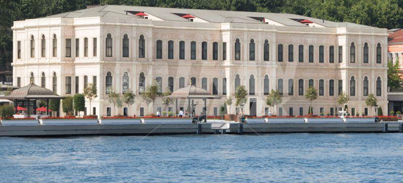 holiday in Four Seasons Istanbul at the Bosphorus