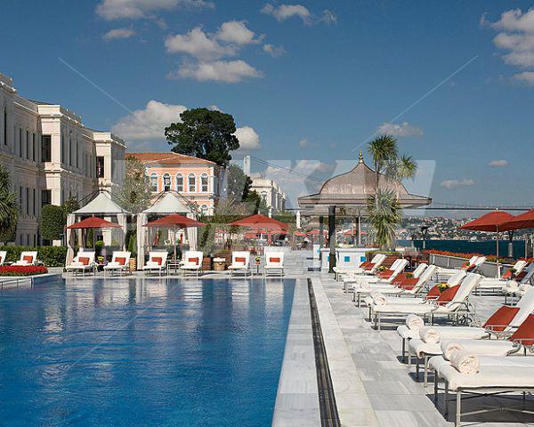 holiday in Four Seasons Istanbul at the Bosphorus