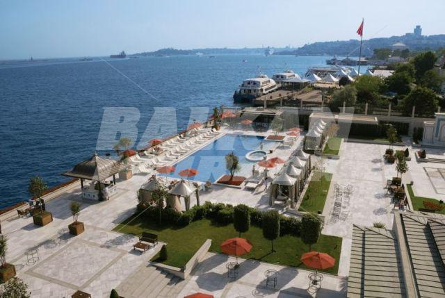 holiday in Four Seasons Istanbul at the Bosphorus