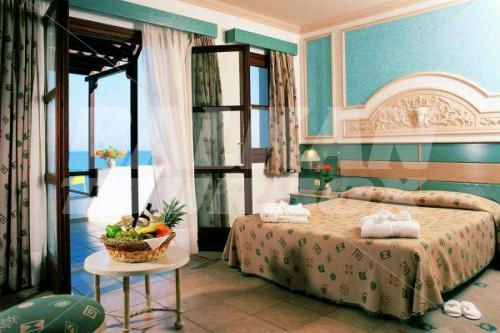 почивка в Aldemar Royal Mare Village