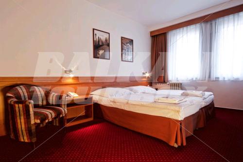 holiday in Globus Prague