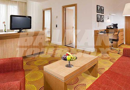 почивка в Courtyard by Marriott Budapest City Center