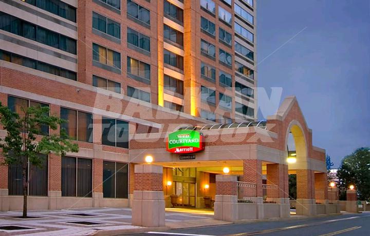 holiday in Courtyard by Marriott Arlington Crystal City/Reagan National Airport