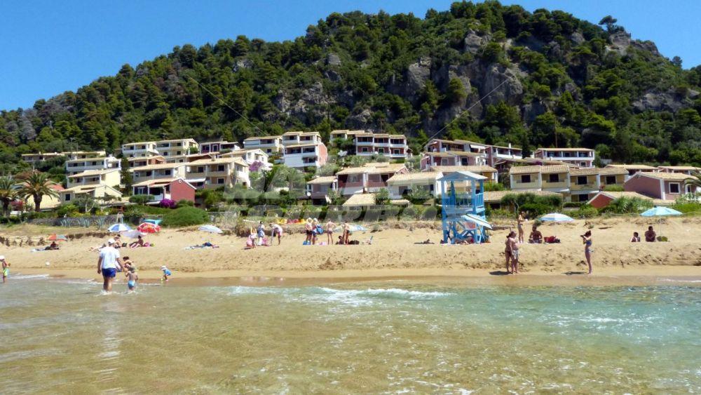 holiday in Menigos Resort Glyfada Beach