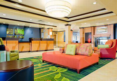 holiday in Fairfield Inn & Suites by Marriott Commerce