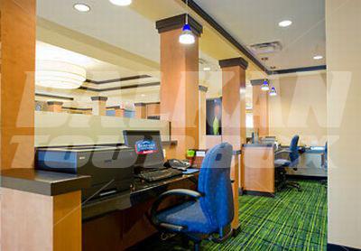 holiday in Fairfield Inn & Suites by Marriott Commerce