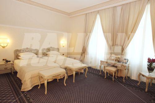 почивка в Grand Hotel Continental