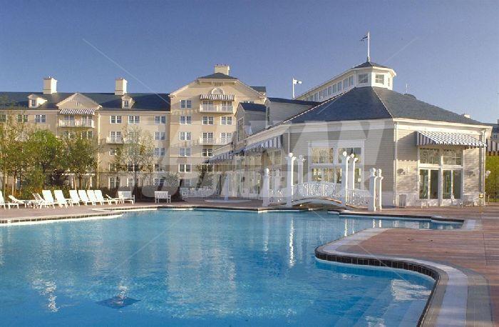 holiday in Disney's Newport Bay Club