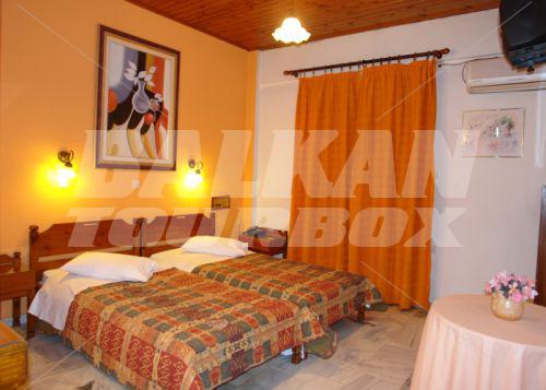 почивка в Kouros Hotel Delphi