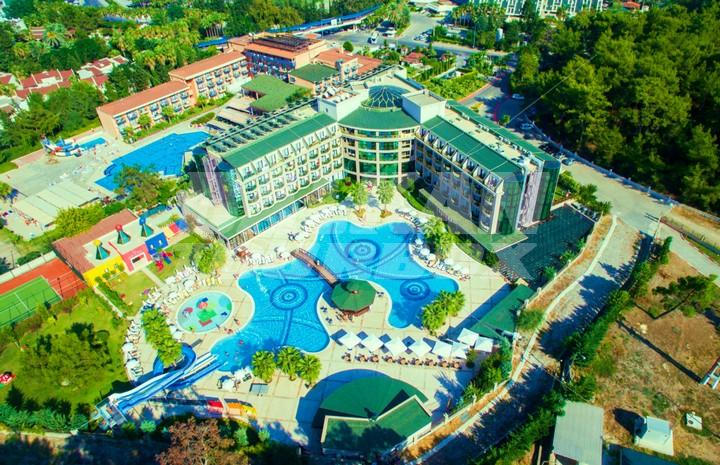 holiday in Eldar Resort