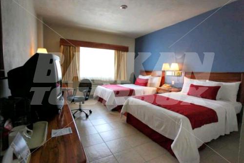 holiday in Comfort Inn Monterrey Valle