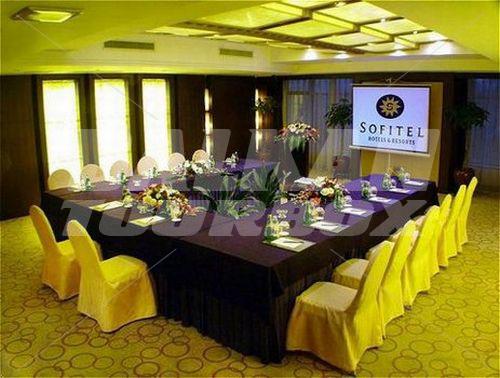 почивка в Sofitel Westlake