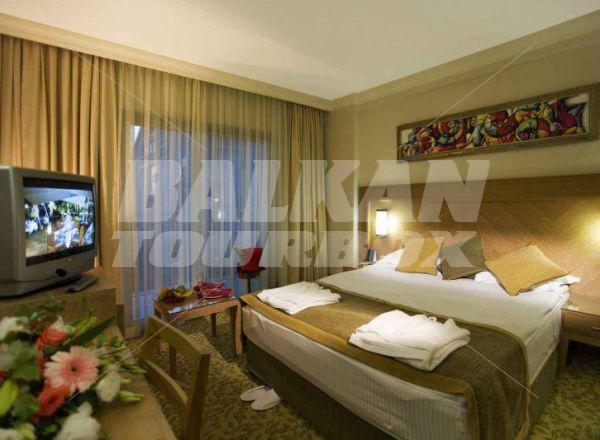 holiday in Alva Donna Exclusive Hotel