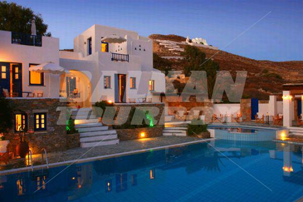 holiday in Folegandros Apartments