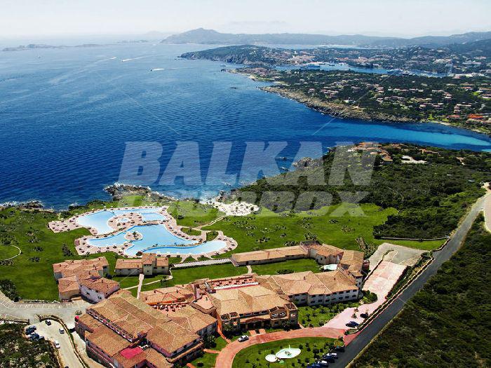 holiday in Colonna Resort 