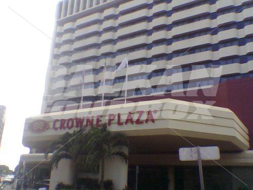 holiday in Crowne Plaza