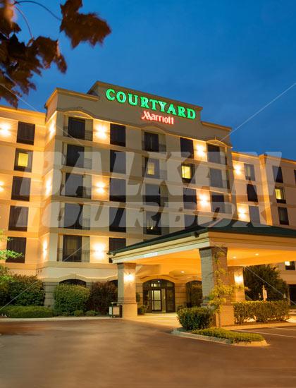 holiday in Courtyard by Marriott Louisville Airport