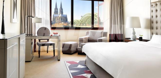 holiday in Hyatt Regency Cologne