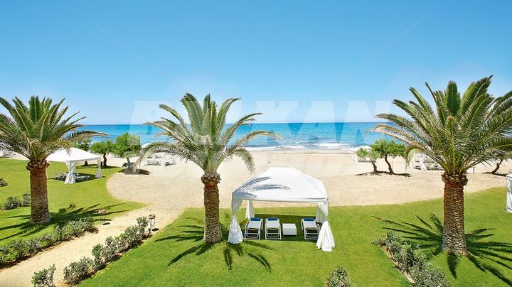 почивка в Grecotel Caramel Boutique Resort