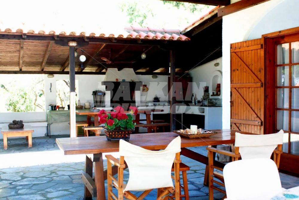 holiday in Beaufort Beachfront Villa, Nikiti