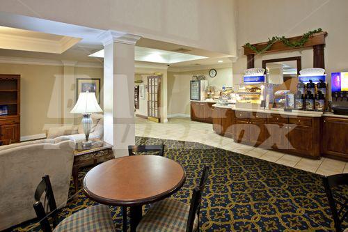 holiday in Holiday Inn Express Hotel & Suites Richmond