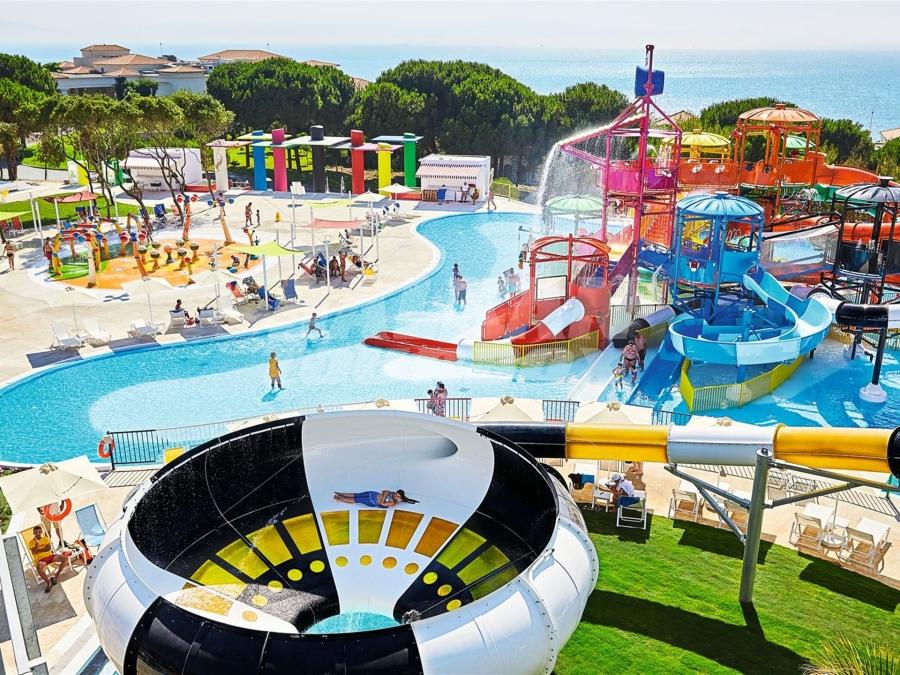 почивка в Grecotel La Riviera and Aqua Park