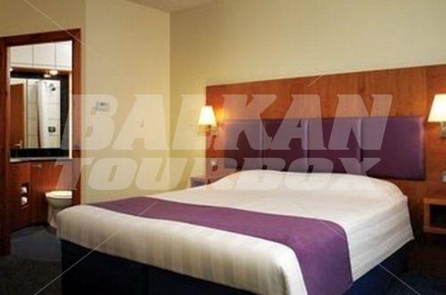 holiday in Premier Inn Glasgow Charing Cross