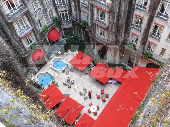 holiday in Plaza Athenee