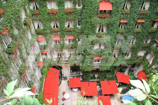 holiday in Plaza Athenee