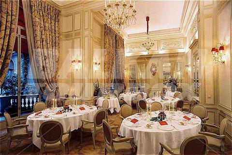 holiday in Plaza Athenee