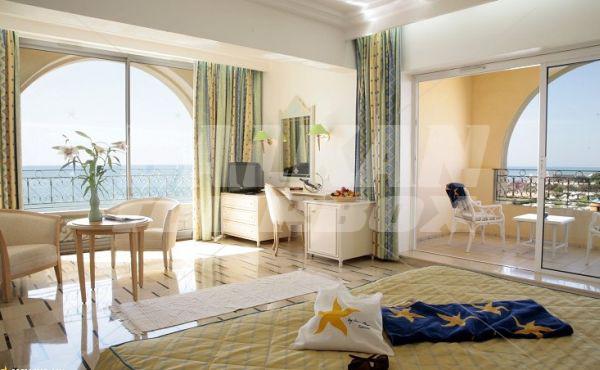 holiday in Iberostar Averroes